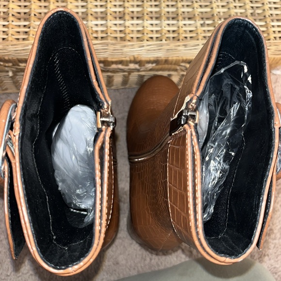 LONDON RAG Bumpy platform bootie NWOB - Picture 8 of 11